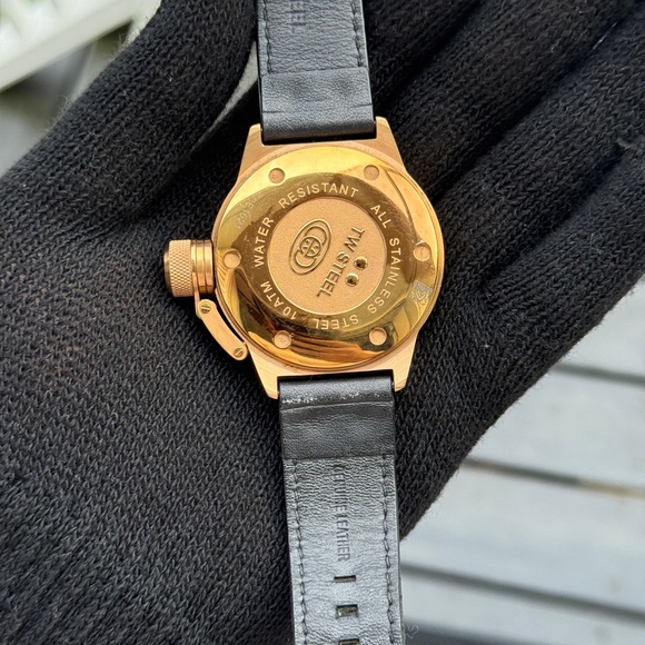 TW Steel Men's Watch with Black Dial and  Gold Case Ceo Canteen Watch - Picture 4 of 9